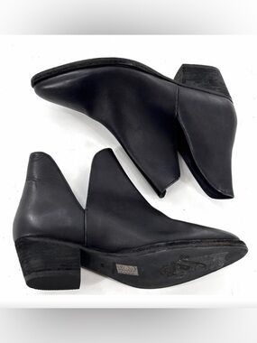 NWOT Free People Double V Boot 6.5 Black Leather Ankle Booties Western